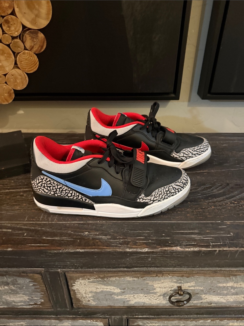 Nike Kids Black and Red Low-Top Sneakers with Elephant Print - Picture 3 of 5